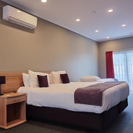 Cornwall Motor Lodge Palmerston North Extérieur photo