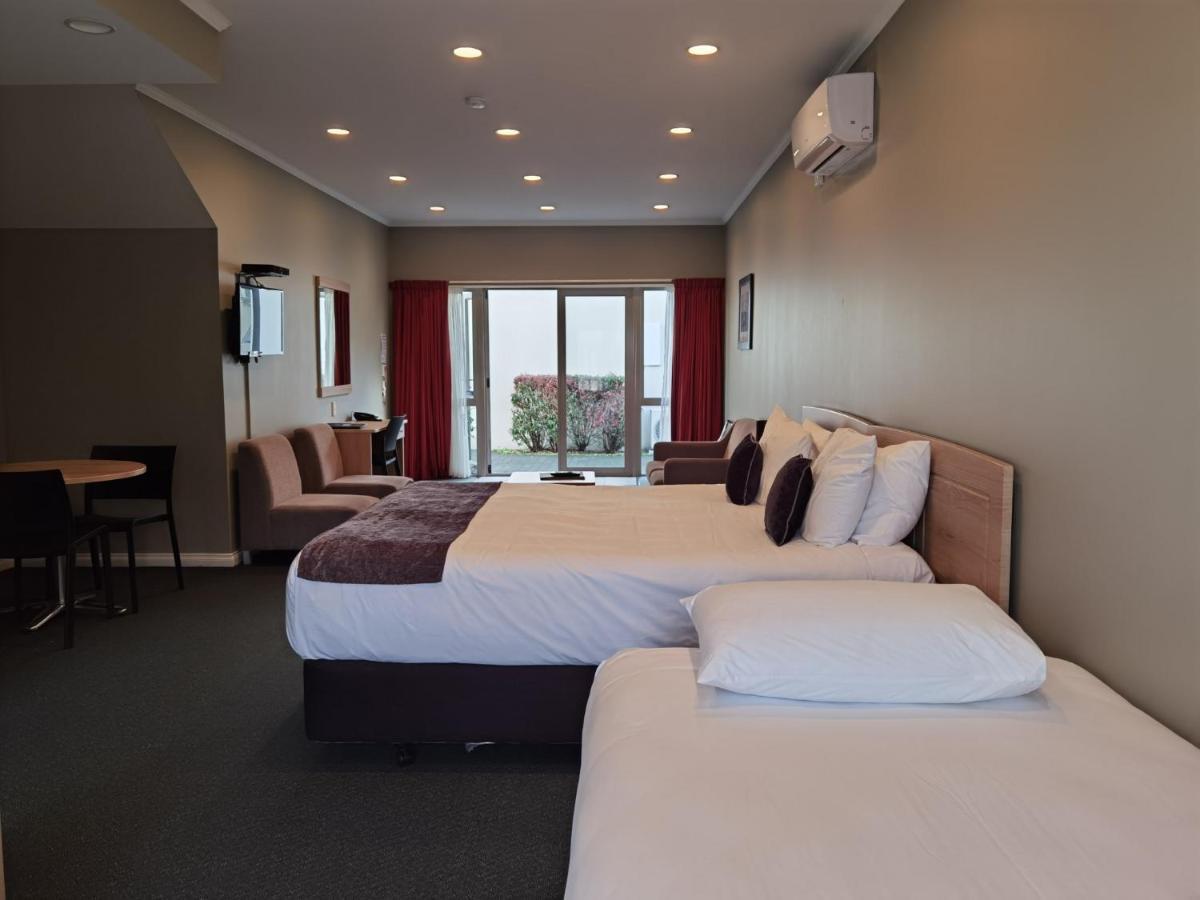 Cornwall Motor Lodge Palmerston North Extérieur photo
