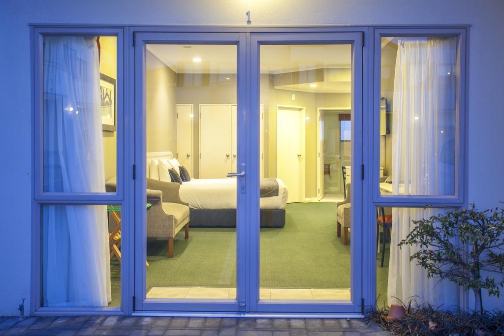 Cornwall Motor Lodge Palmerston North Extérieur photo