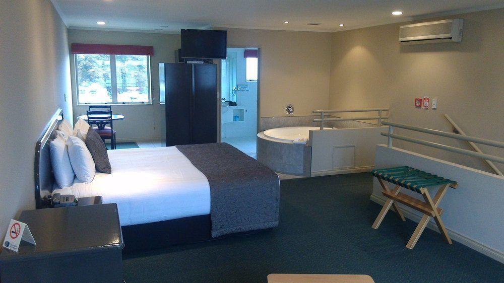 Cornwall Motor Lodge Palmerston North Extérieur photo