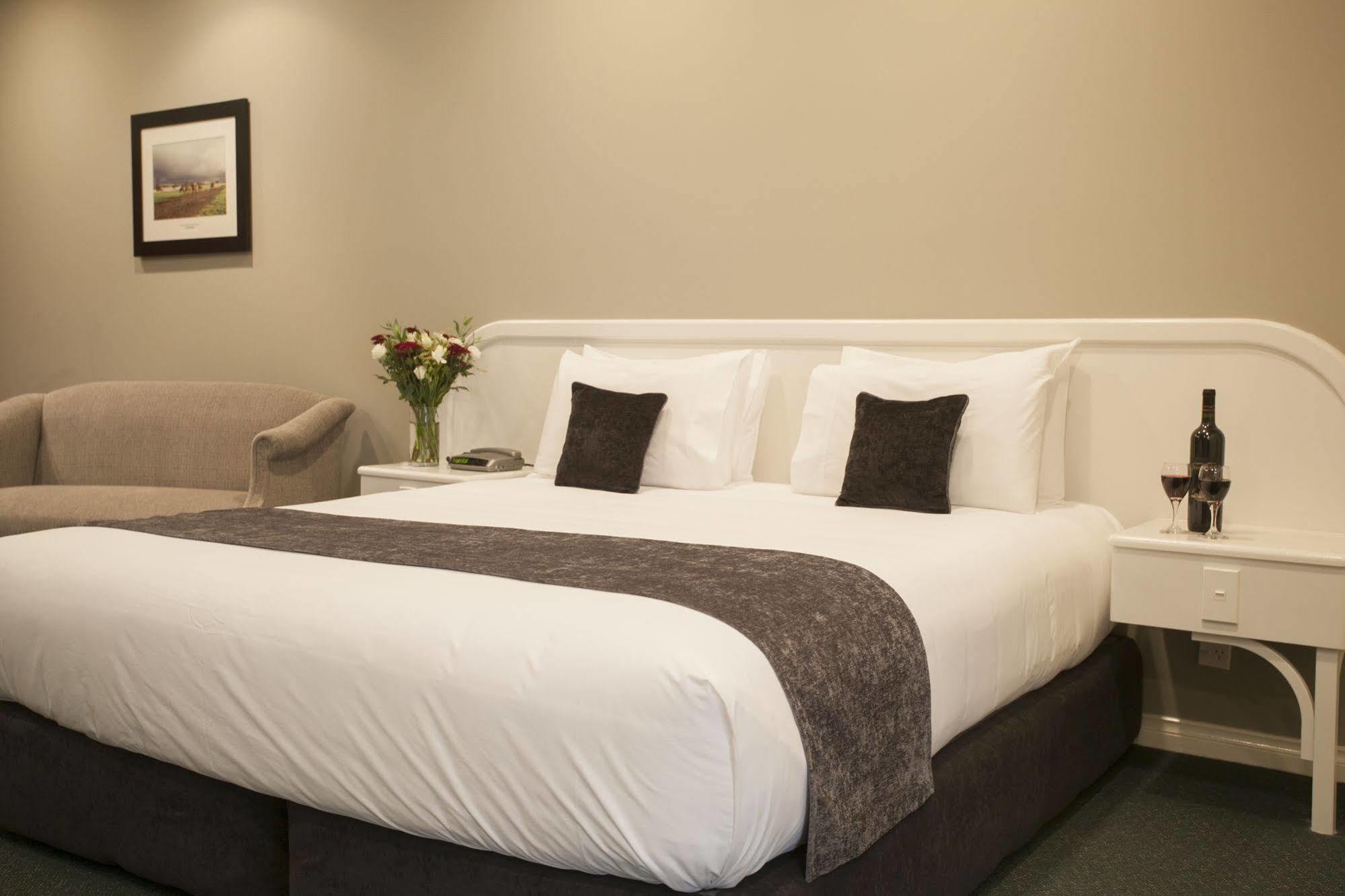 Cornwall Motor Lodge Palmerston North Extérieur photo